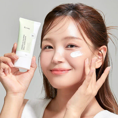 iUNIK - Centella Calming Daily Sunscreen SPF50+ PA++++ 60ml | Protector Solar Coreano para Piel Sensible